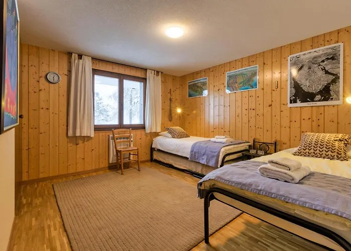 Les Jeunes - Swiss With Amazing Views 8pax Chalet Riddes