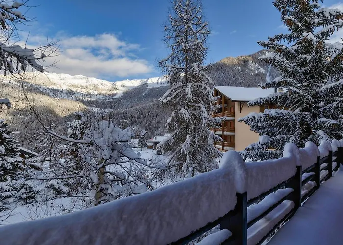 Les Jeunes - Swiss With Amazing Views 8pax Chalet