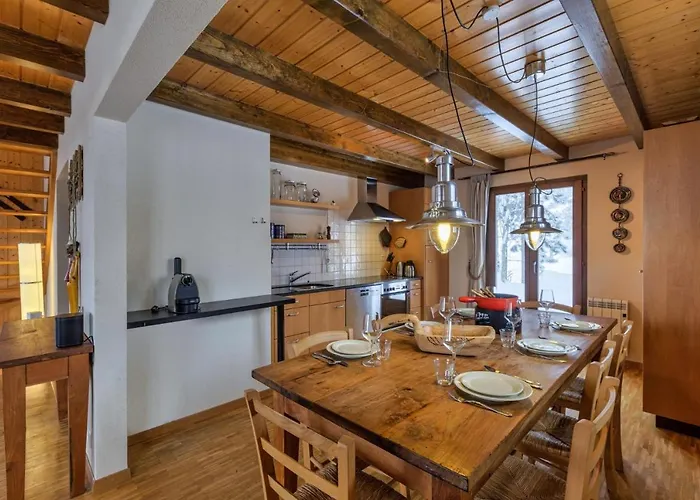 Les Jeunes - Swiss With Amazing Views 8pax Chalet Riddes