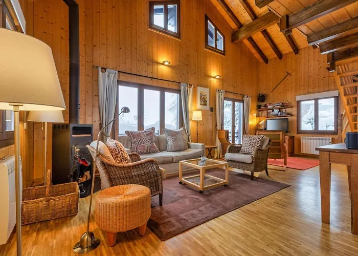 Chalet Les Jeunes - Swiss With Amazing Views 8pax