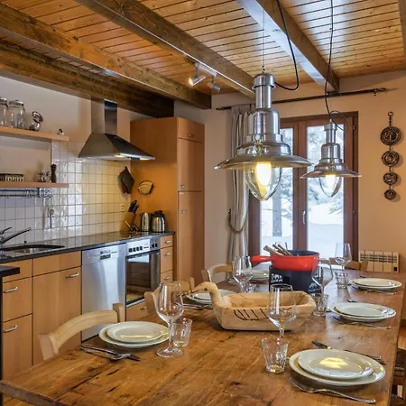 Les Jeunes - Swiss With Amazing Views 8pax シャレー Riddes